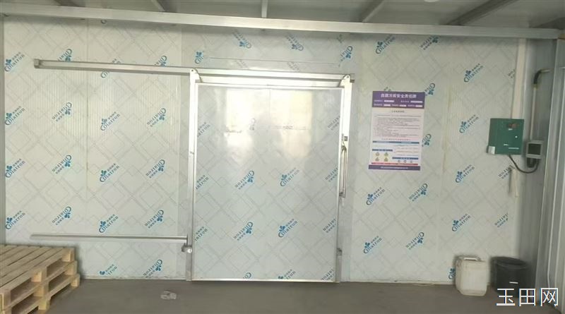 整体转让金玉市场门市，带冷库出售。冷库几本全新没咋用过